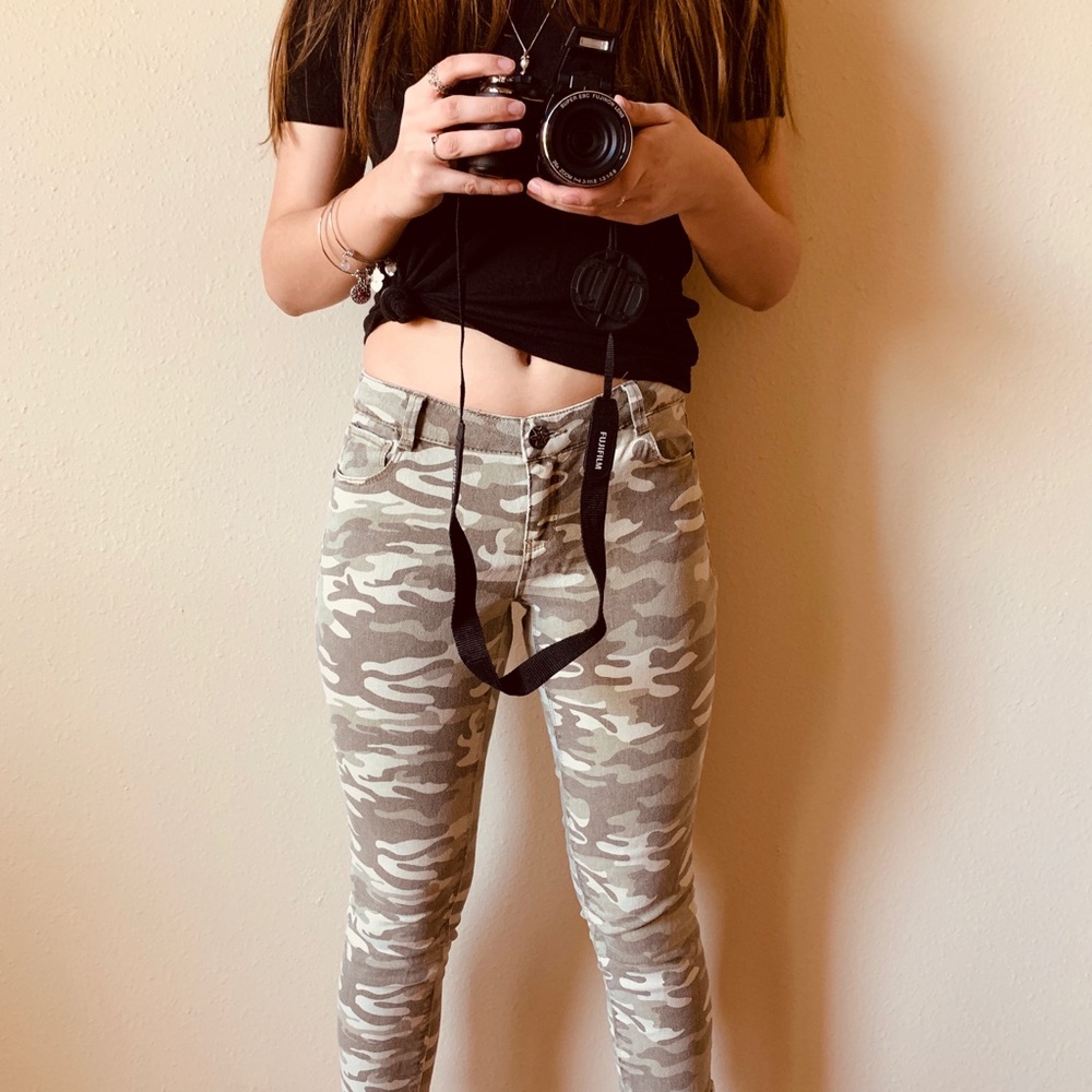 Camo pants
